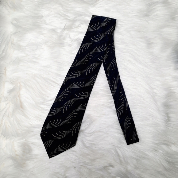 Giorgio Armani CRAVATTE Blue Silk Tie - Picture 1 of 5